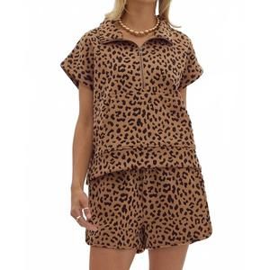 NEW ENTRO animal print half zip top in brown